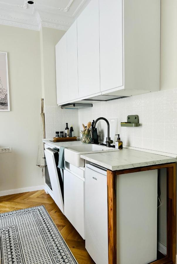 Ultracentral Lux Boutique 1Br Ap Near Subway 布加勒斯特 外观 照片
